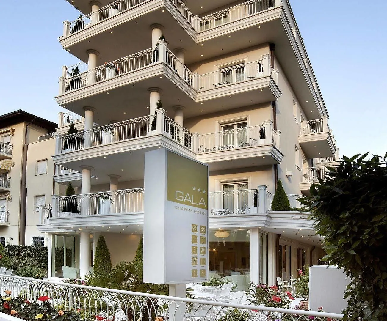 Hotel Gala Riccione 3*,